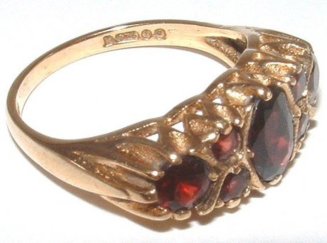 9ct Yellow Gold Garnet Dress Ring