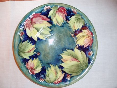 W. Moorcroft Bowl Circa 1940 - 50  Leaves and berries design.