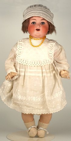 ARMAND MARSEILLE 14 990 M BISQUE HEAD DOLL