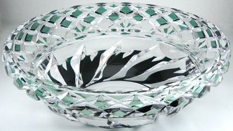 LARGE VAL ST. SAINT LAMBERT GREEN OVERLAY CRYSTAL BOWL