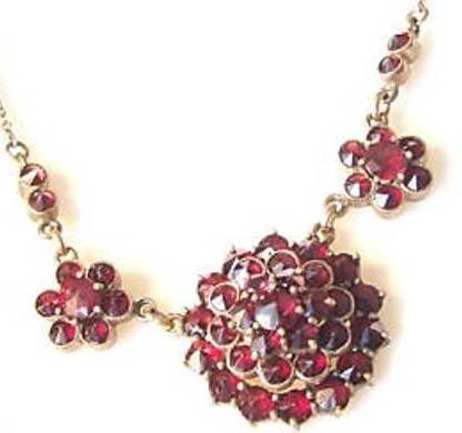 VICTORIAN GARNET NECKLACE Antique Rose Cut c1895