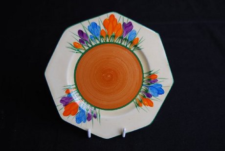 A Clarice Cliff octagonal plate