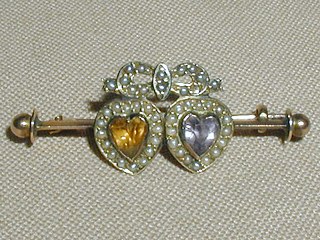 Gold Bar Brooch