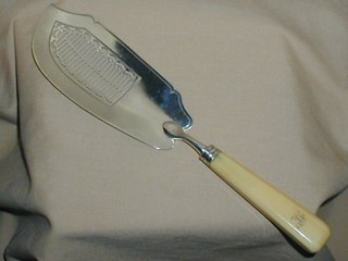 Georgian Fish Slice