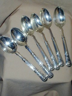 Kings Pattern Dessert Spoons