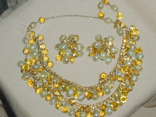 Necklace & Earrings Set