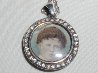 Silver Paste Locket