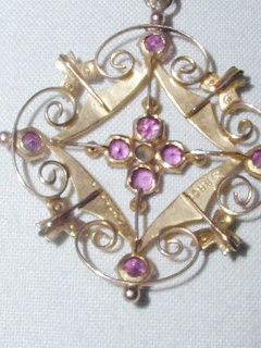 Gold Edwardian Pendent