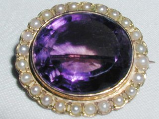 Gold & Amethyst Brooch