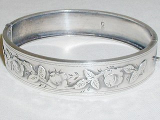 Hinged Victorian Silver Bangle