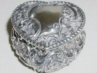 Heart Trinket Box