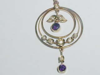 Gold Amethyst Pendent