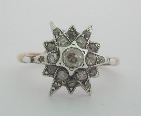 18 ct Gold and Diamond Star Ring